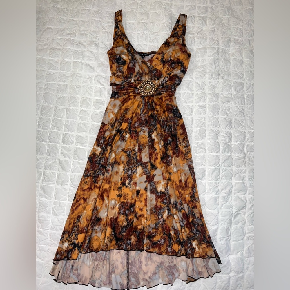 Vintage mid flowy mid dress